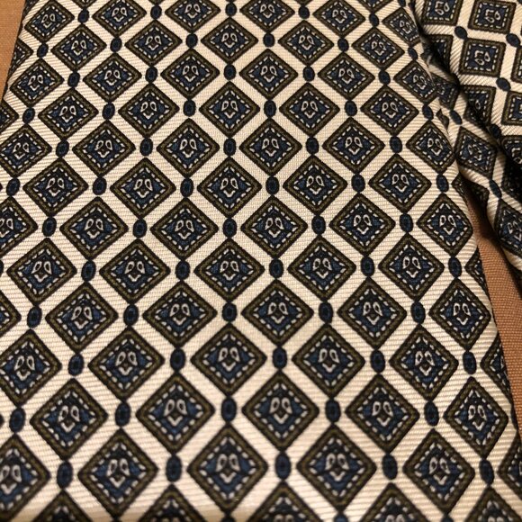 Christian Dior Gold, Bronze & Navy 100% Silk Tie - Picture 4 of 16